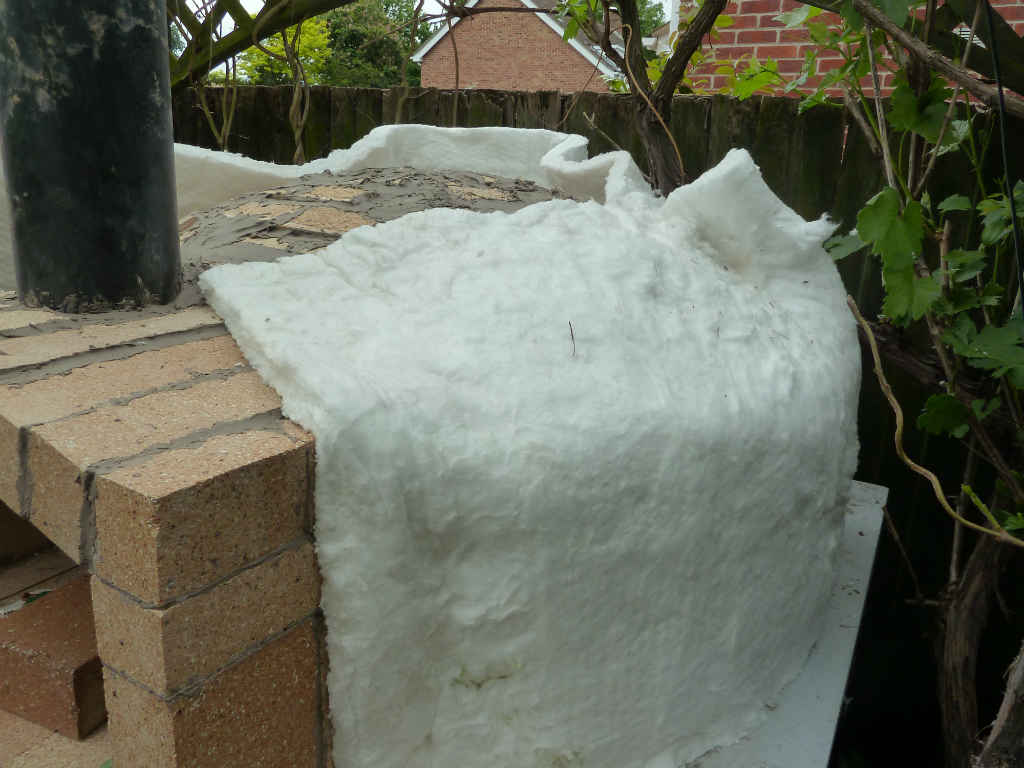 Insulating your pizza oven with Ceramic Fibre Blanket